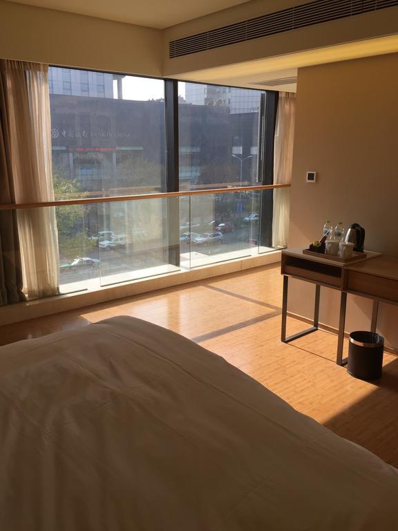 Ji Hotel Jinan Quancheng Square Oda fotoğraf