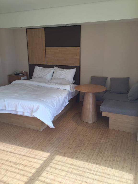 Ji Hotel Jinan Quancheng Square Oda fotoğraf